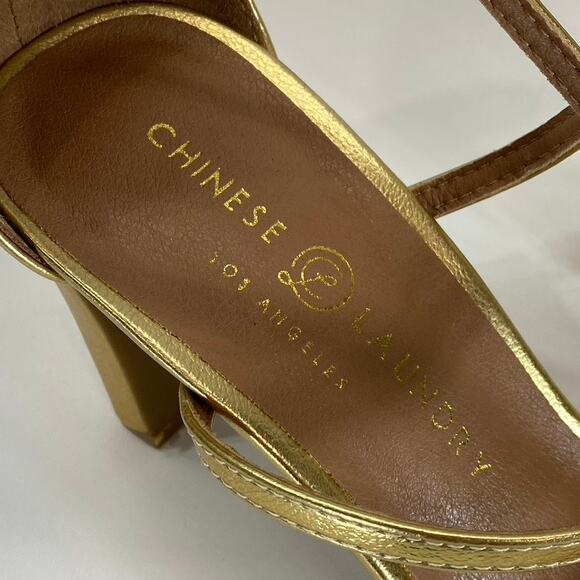 CHINESE LAUNDRY Women's Gold Metallic Taryn Strappy Square-Toe Sandals SZ 9 - Picture 7 of 12